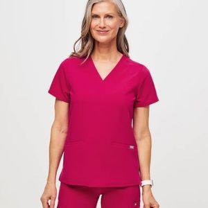 FIGS Ultra Rose Casma 3 Pocket Scrub Top XS